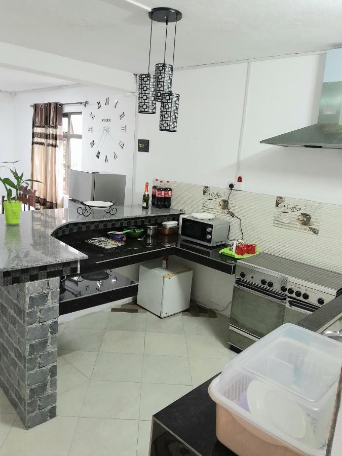 Beautiful Affordable House - 5 Minutes From The Airport And 12 Minutes To Blue Bay Beach Mon Tresor Exterior foto